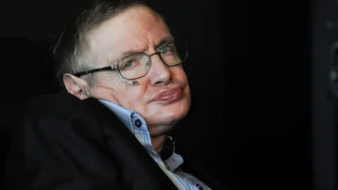 Physicist Stephen Hawking Passed Away - Sakshi