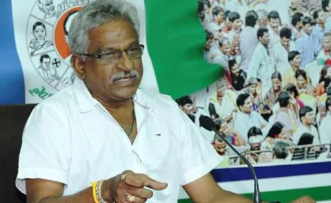 YV Subbareddy Fires on CM Chandrababu - Sakshi