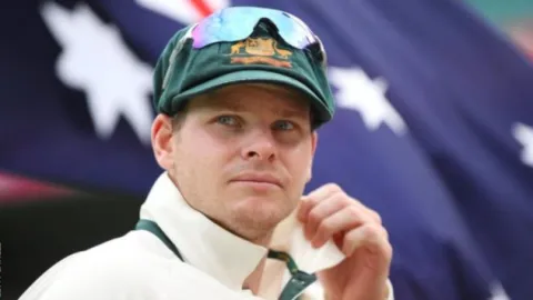 Ball-tampering: Steve Smith must go, says Australian government agency - Sakshi