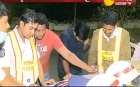 Drunk And Drive At Jubilee Hills - Sakshi