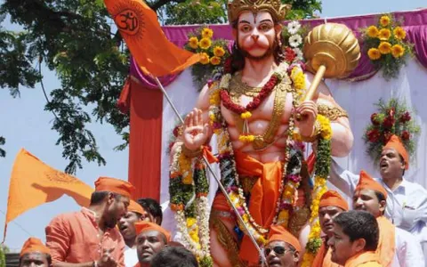 Hanuman Shobha Yatra in Hyderabad 2018 | Gowliguda to Tadbund - Sakshi