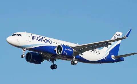Another Indigo Flight Emergency landing in Shamshabad - Sakshi