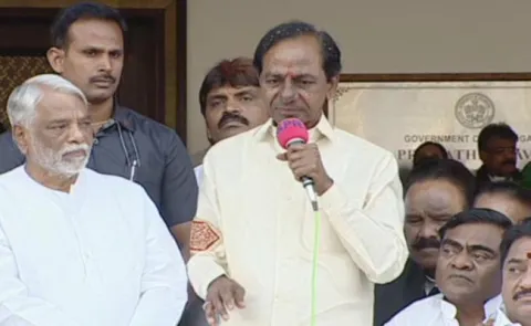 Mamata calls CM Kcr on Third Front - Sakshi