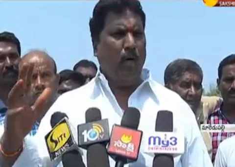 SRSP Farmers suffers with Water Problem in Peddapalli - Sakshi