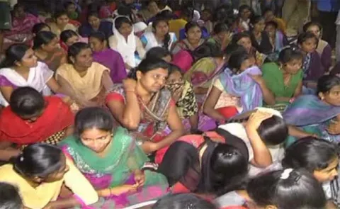 Students are Concerned at Satavahana University - Sakshi