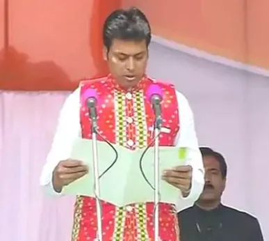  Biplab Deb Takes Oath As Tripura Chief Minister, PM Modi In Attendance - Sakshi