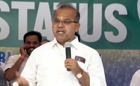 YSRCP MLAs Ready To Resign For AP Special Status says MLA Ramachandra Reddy - Sakshi