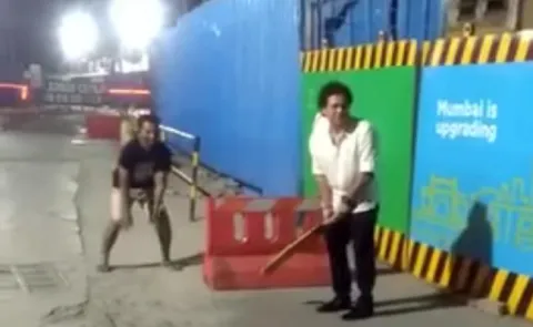 Sachin Playing Cricket On The Street of Mumbai At Midnight - Sakshi