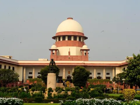 SC serious on central government over AP reorganisation act - Sakshi