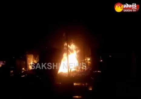 Fire Accident in Timber Depot || Hyderabad - Sakshi