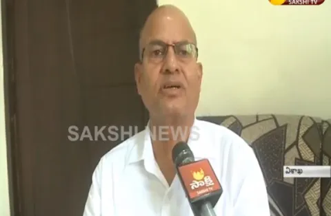 Ex NCBC Chirperson Eswariah Slams Chandrababu - Sakshi