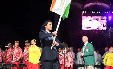 PV Sindhu Leads Indian Contingent In Commonwealth Games - Sakshi