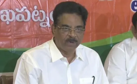 BJP MP Haribabu Slams Chandra Babu On Special Status - Sakshi