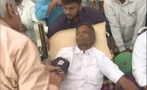YSRCP MP Varaprasad Shifted to Hospital - Sakshi