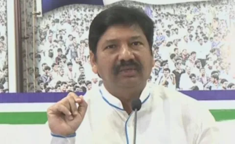 YSRCP Leader Jogi Ramesh Slams AP CM Chandrababu - Sakshi