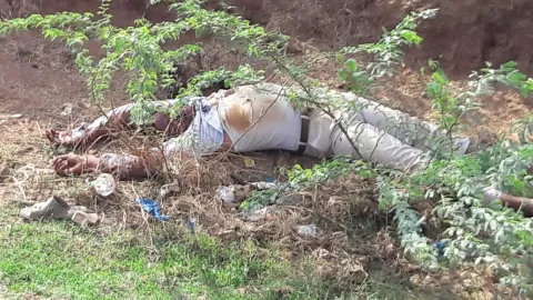Man Murdered Brutally In Kurnool District - Sakshi