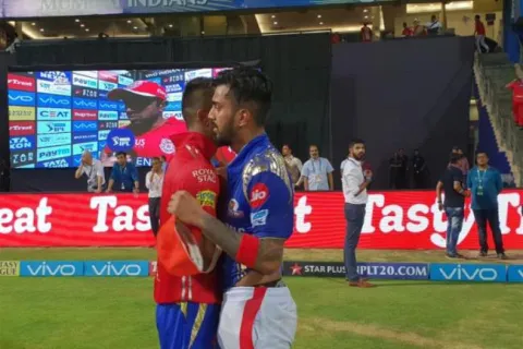 Hardik and I want to bring jersey-swap ritual to cricket- KL Rahul - Sakshi