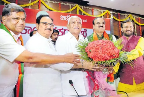 Yeddyurappa to be sworn in as Karnataka CM today - Sakshi