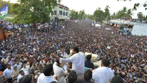 Chandrababu Is A Leader Of Brokers Who Cheats Formers Says YS Jagan - Sakshi