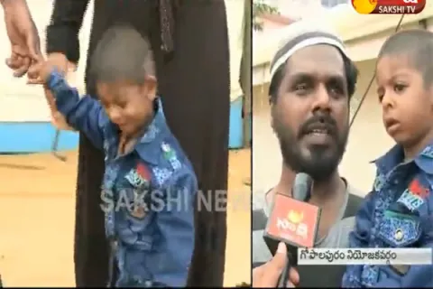Rihan family meets ys jagan mohan reddy at praja sankalpa yatra - Sakshi