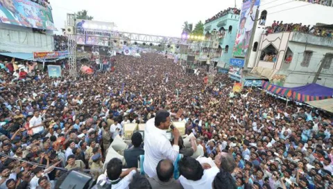 YS Jagan Promises to Aqua Formers - Sakshi