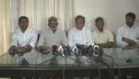 YSRCP MPs To Meet Lok Sabha Speaker Over Resignations - Sakshi