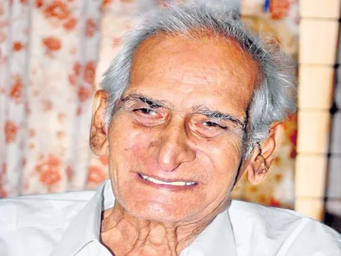 Veteran CPM leader Jakka Venkaiah dies - Sakshi