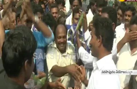 tdp leader chitti babu joins ysrcp - Sakshi