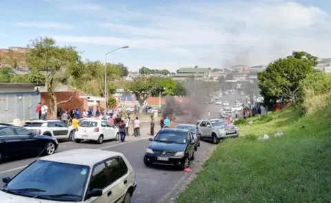 9 Year Old Indian-Origin Girl Killed In Car Hijacking In South Africa - Sakshi