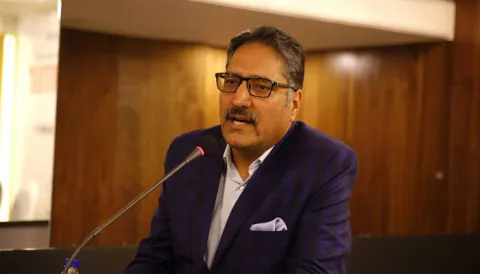 Senior Kashmir Journalist Shujaat Bukhari Shot In Srinagar - Sakshi