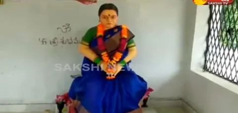 Man Build a Temple for his Wife - Sakshi