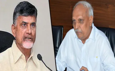 IYR Krishna Rao Comments on CM Chandrababu Naidu over Relations with Centre - Sakshi