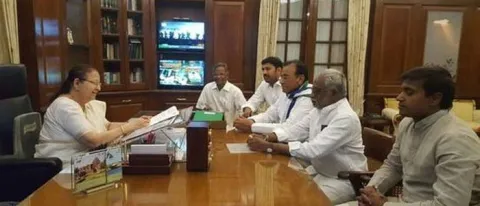 Lok Sabha Speaker accepts YSRCP MPs Resignation - Sakshi