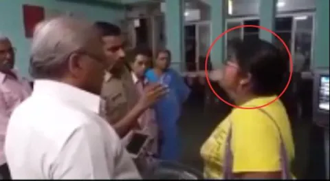 Women Hulchul In Guntur Railway Station - Sakshi