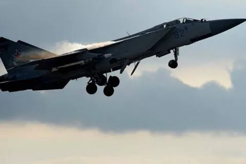 IAF Sukhoi jet crashes in Maharashtras Nashik - Sakshi