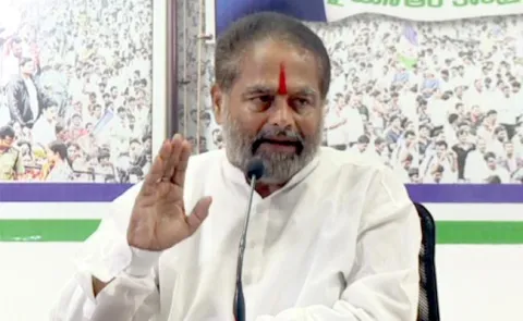Tammineni Sitaram Slams Chandrababu - Sakshi