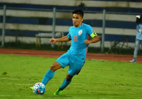 Sunil Chhetri Top 5 Goals video goes viral - Sakshi