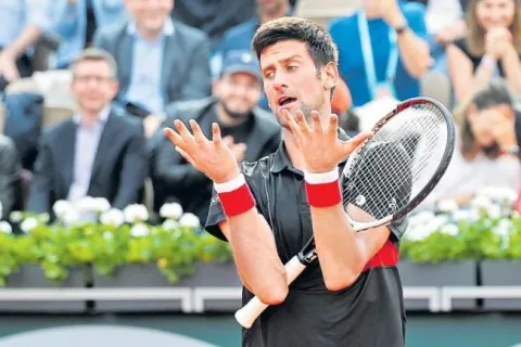 Marco Cecchinato shocks Novak Djokovic in French Open - Sakshi
