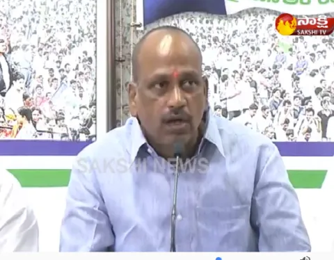 ysrcp leaders fires on tdp over agrigold issue - Sakshi