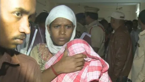 6-day old infant stolen from Adilabad RIMS - Sakshi