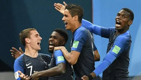 France beat Belgium to reach World Cup 2018 final  - Sakshi