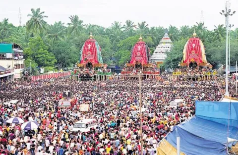 puri jagannath rath yatra completes - Sakshi