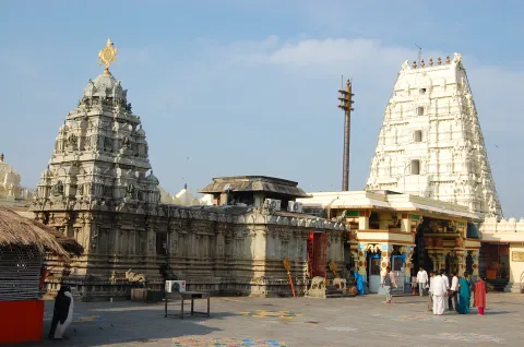 All Temples Closed In Telugu States During Chandra Grahan  - Sakshi