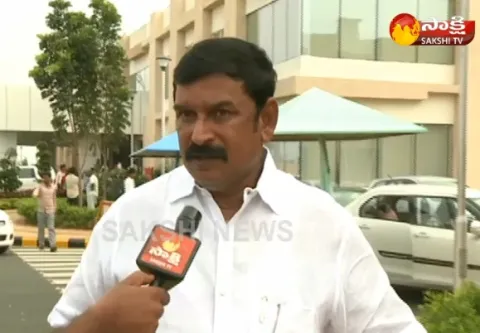 BJP MLA Vishnu Kumar Raju Salms CM Rames Over Hunger Strike - Sakshi