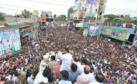 YS Jagan Mohan Reddy Fires On Chandrababu Naidu In Rayavaram - Sakshi