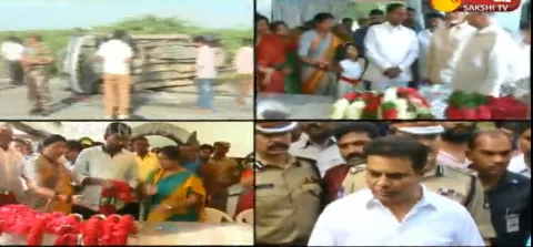 Cm KCr,Governor narasimhan And megastar chiranjeevi pays tribute to Nandamuri harikrishna death - Sakshi