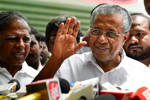 Rs 730 crore collected by the CM Relief Fund till August 29 - Sakshi