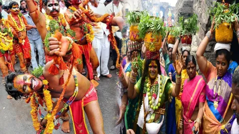 Lal Darwaza Bonalu Celebrations 2018 - Sakshi