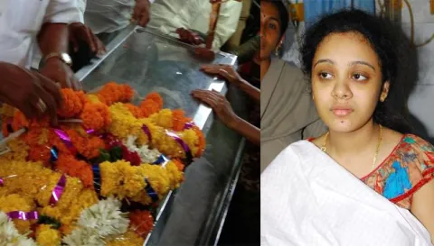 Amrutha Emotional Cry After Seeing Husband Dead Body - Sakshi