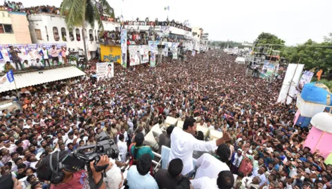 Ys Jagan Slams Ganta Srinivasa Rao At Anandapuram Public Meeting - Sakshi